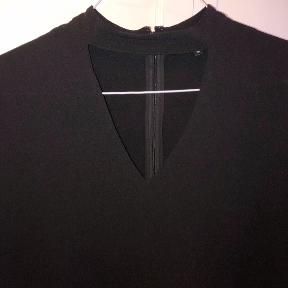 Dynamite Black Flowy Dress - Picture 3 of 4